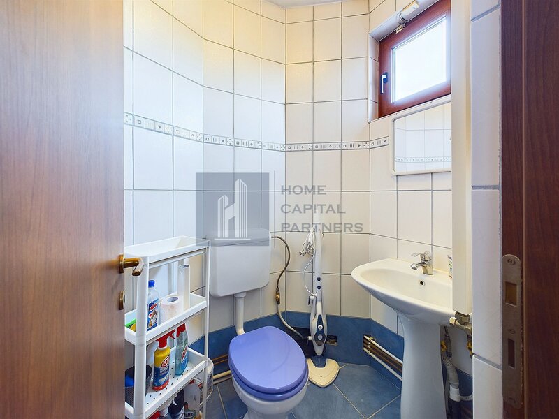 Buftea, casa de vanzare 6 camere, 3 bai, utilitati.